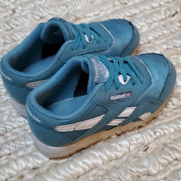 Reebok slide on running shoe - Picture 2 of 3